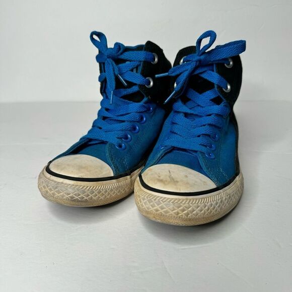 Converse blue and black sneakers size 4 - Picture 3 of 6